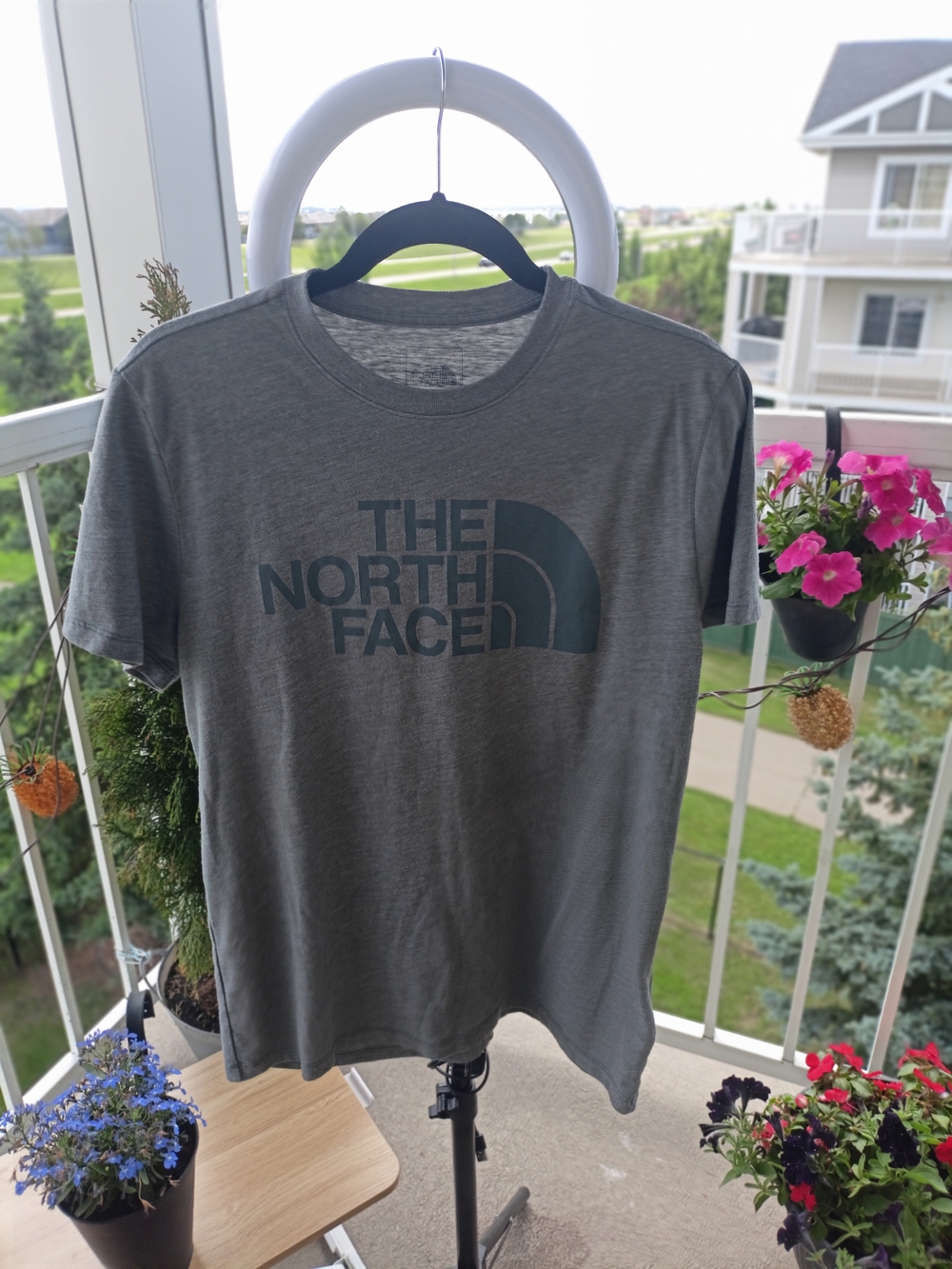 The North Face Men's Gray T-Shirt